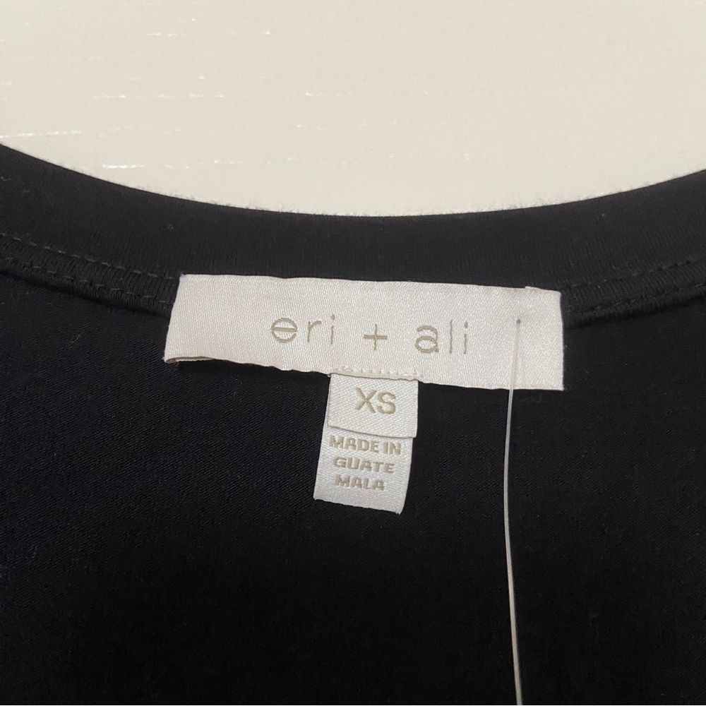 Eri + Ali Black Women's Top - Picture 3 of 9